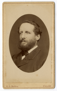 221162 Portret van mr. J.J. Uytwerf Sterling, geboren 1841, lid van de gemeenteraad van Utrecht (1875-1893), wethouder ...